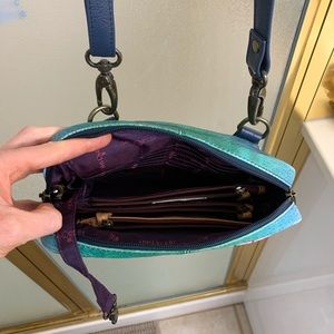 Turtle crossbody organizer